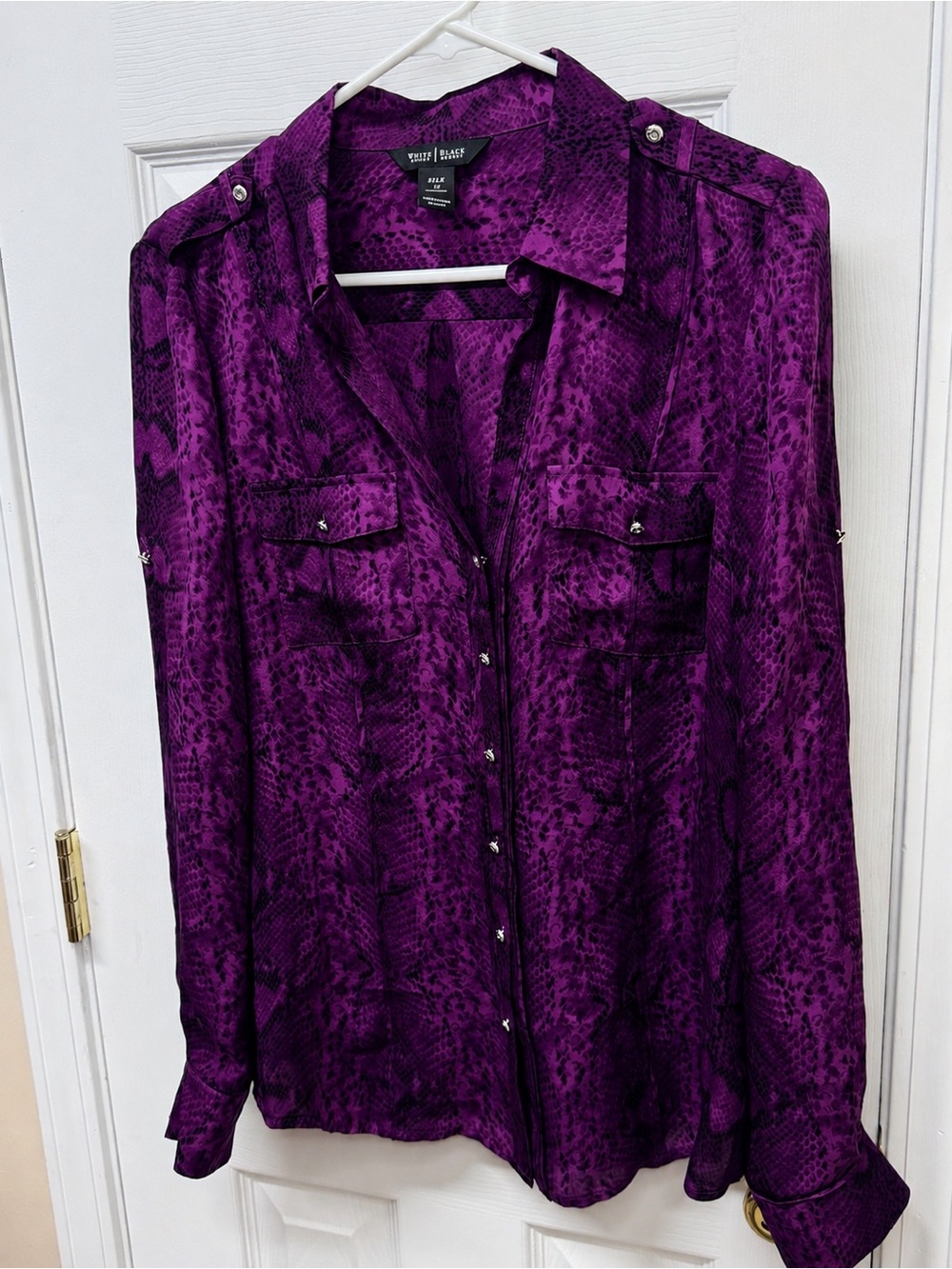 White House Black Market 100% Silk Purple Snakeskin Blouse Size 12 - Picture 7 of 9